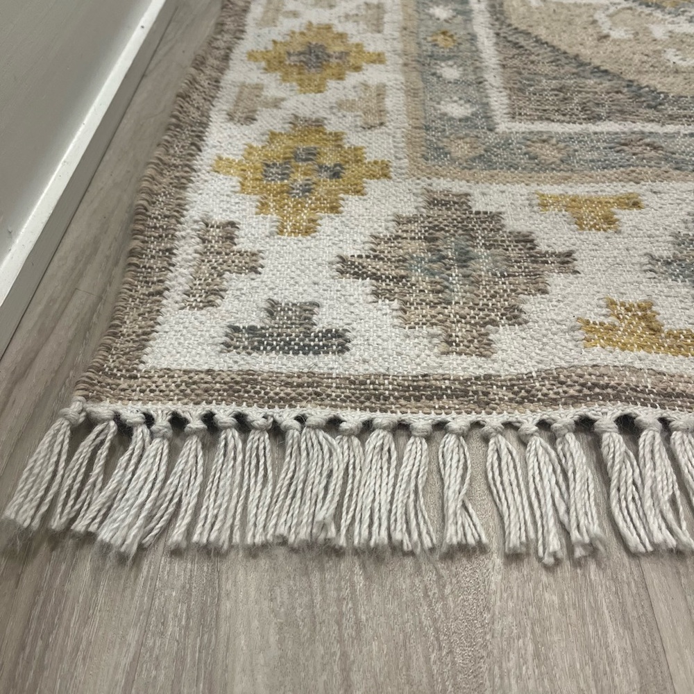 Rejuvenation Goodwin Rug 3x5' - Picture 2 of 2